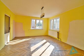 Prodej prostorného rodinného domu v klidné části Nové Paky – - 8