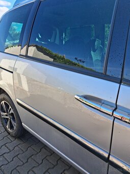 Prodám Citroen C8 - 8