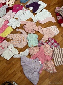 Velký set oblečení na holčičku 50-80 - 8