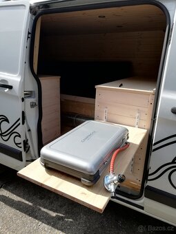 Obytná dodávka Ford Transit Custom 2.2, 92 kW, 2014 - 8
