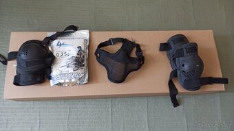 CM.518, M4 Salient Arms + Kuličky BB 6mm + plnička + maska - 8