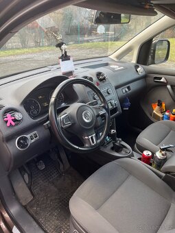 Vw Caddy 1,6 - 8