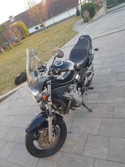 suzuki bandit GSF600 - 8