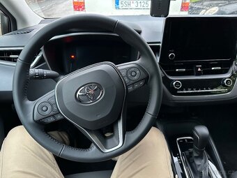 Toyota Corolla - 8