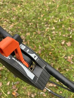 Na proděj sekačka Honda hrx537 - 8