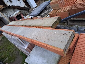 Zbytky ze staveb - 8