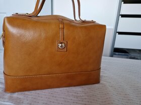 Italská kabelka z pravé hovězí kůže - 8