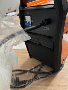 Svařovací invertor PROTECO TIG 200 AC/DC - 8