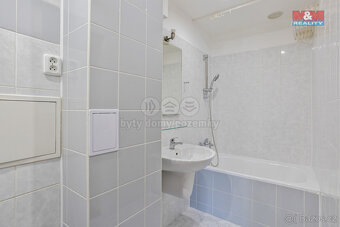 Pronájem bytu 2+1, 64 m², Kladno, ul. Vítězná - 8