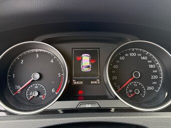 Volkswagen Golf 2.0 TDI Highline - 8