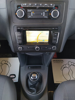 VW Caddy 2.0 TDi Maxi, navi, tažné - 8