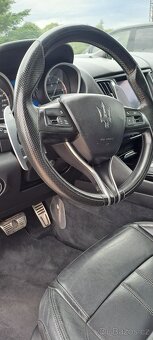 Maserati Levante 3.0 D V6 202kW 4x4 PANORAMA - 8