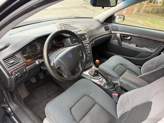 VEŠKERÉ ND Z VOZU VOLVO S80 D4 120KW - 8