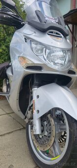 KYMCO 500 Xciting SLEVA - 8