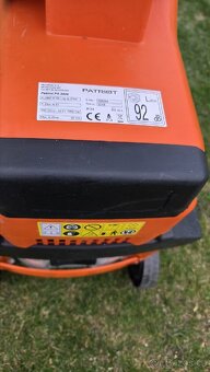 Drtič,  štepkovač na větve - 8