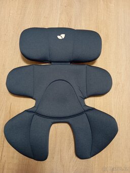 Prodám autosedačku Joie i-Spin 360 - 8