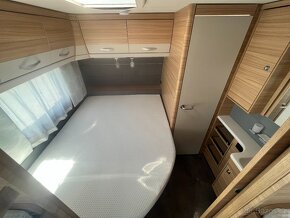 Obytný přívěs Dethleffs 730 FKR - 8