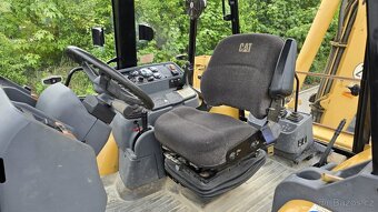 Traktorbagr CAT 428 C orig 2200 mth - 8