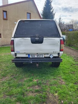 Nissan navara D22 double cap 2.5l - 8