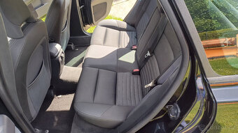 Volvo V50 1.6D 80KW Zachovalé a Spolehlivé Auto - 8