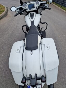 INDIAN CHIEFTAIN DARK HORSE 2019 4500 km - 8