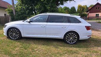 Škoda Superb 3 L&K 2.0TDI 140kw Max výbava-top stav - 8