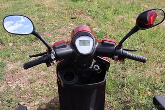 Elektrický vozík Selvo 31000 - 1000W, lithiová baterie - 8