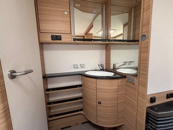 Dethleffs camper pro 6 osob,rok 2016-TOP STAV - 8