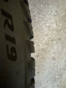 Zimní ALU sada Superb Aniara 5x112 r19 ET44 Pirelli DOT3224 - 8