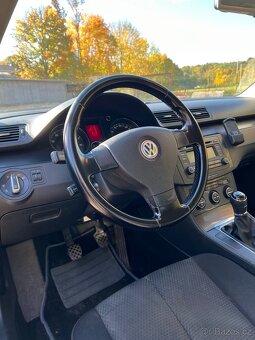 VW PASSAT B6, 1.6FSI, Sedan, PDC, Manuál - 8