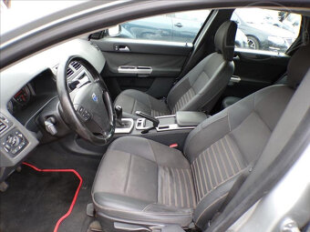 Volvo V50 1,6 D - 8