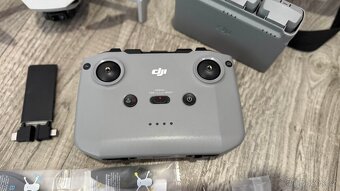 DJI MINI 2 FLY MORE COMBO - 8