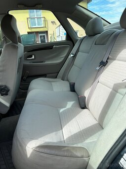 VOLVO S40 Sedan 2.0T 121KW 2000 / KLIMATIZACE / NOVÁ STK - 8