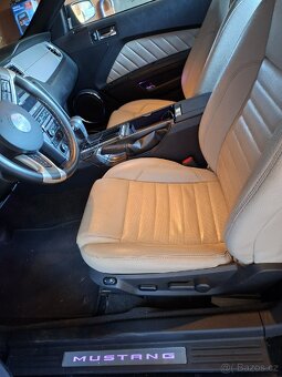 Ford Mustang 3.7 V6 2012 - 8