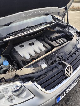 Volkswagen Touran 2.0 tdi 103 kW - 8