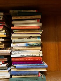 Knihy - 8