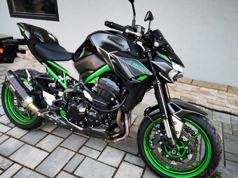 Kawasaki Z900 - 8