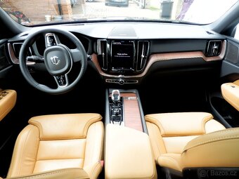 VOLVO XC60 T8 AWD RECHARGE ULTIMATE DARK - 8