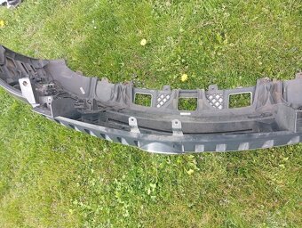 MERCEDES ML W164 PŘEDNÍ NÁRAZNÍK S MASKOU KOMPLETNÍ - 8