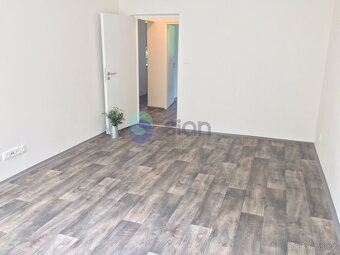 Podnájem bytu 2+1 54 m2, ul. Dr. Martínka 1151/37, Ostrava - - 8