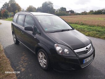 Opel Zafira B rok 2013 - 8