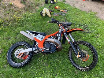 ktm exc 300 6days 2024 - 8