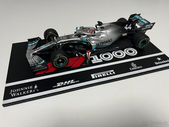 Prodám modely F1 1:18 - 8