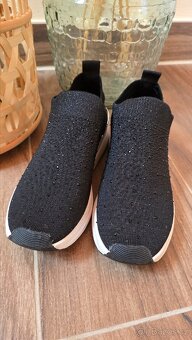 Dámské tenisky vel. 36 - 8