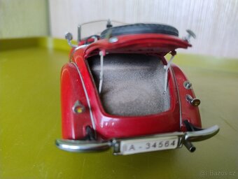model CMC 1:24 - 8