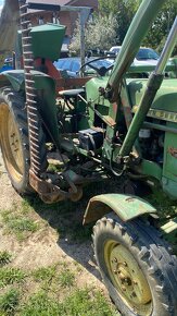 John Deere - 8