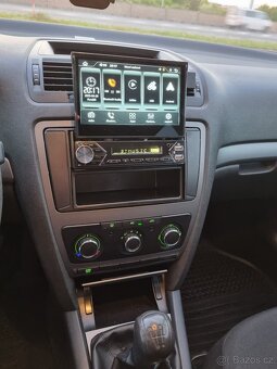 Škoda Octavia, 1.6TDi 77kW Klima Původ ČR - 8