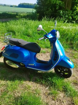 Vespa GTS 300 - 8