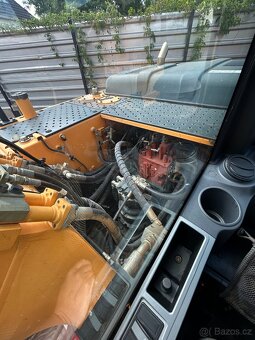 Hyunday 210lc-9 Robex - 8