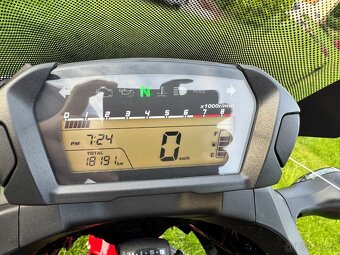 Honda NC700X - 8